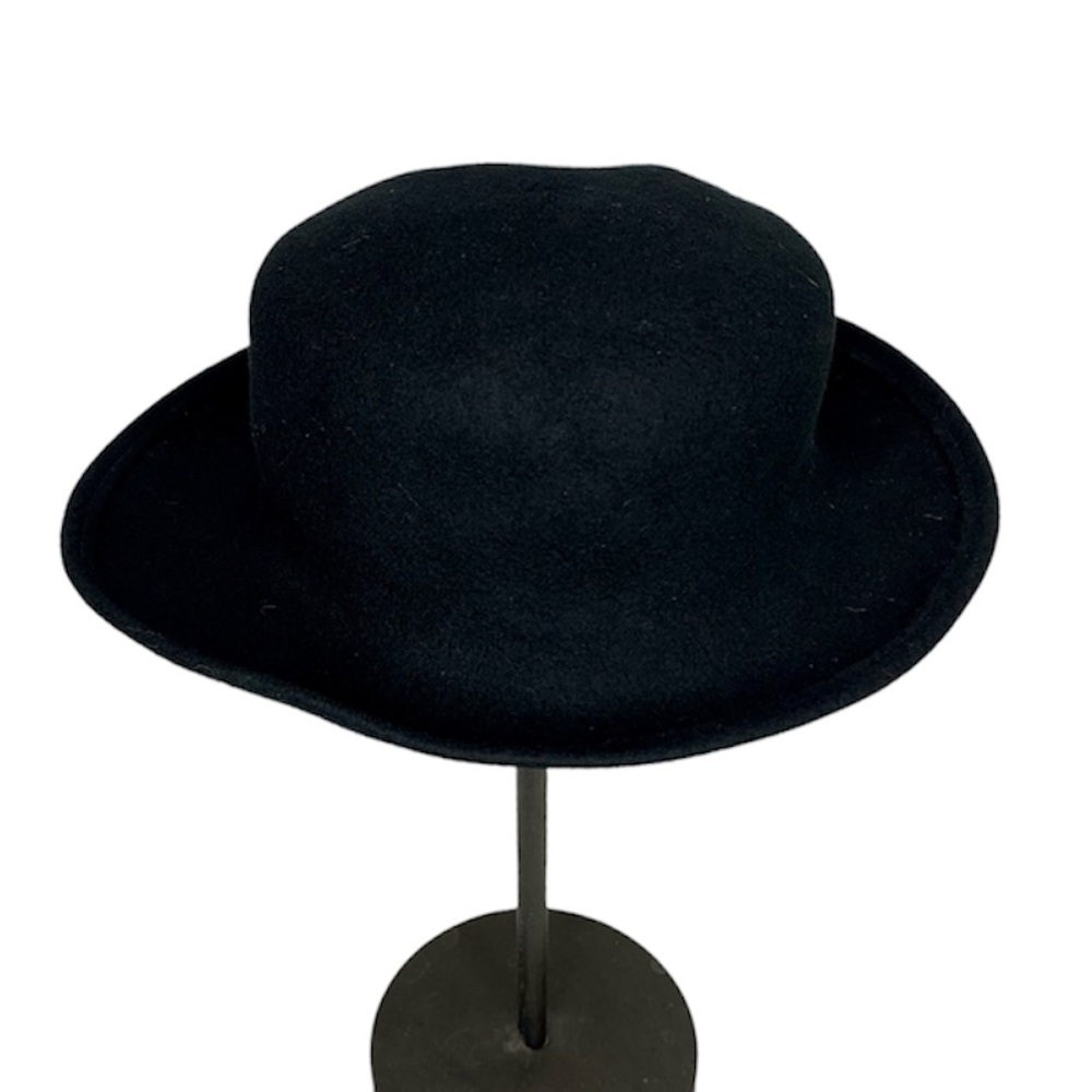Arlin black felt helt
